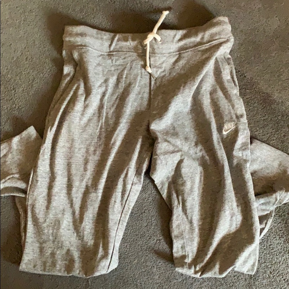 Nike Capri Joggers